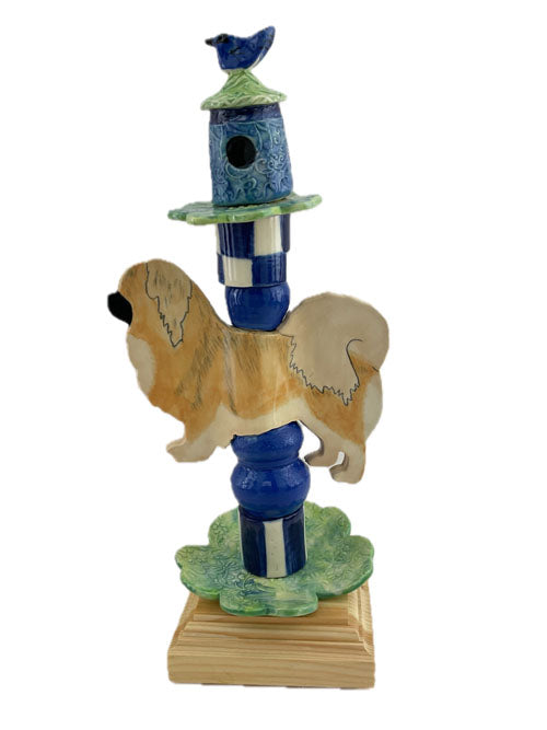 Tibetan Spaniel Tabletop Totem with Birdhouse Topper