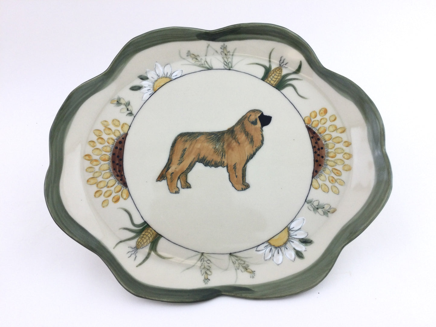 Oval plate with Leo, Sunflower, Corn and Wheat