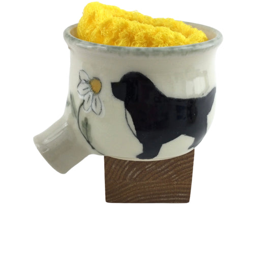 Daisies and Black Newfoundland Dog Sink Pot